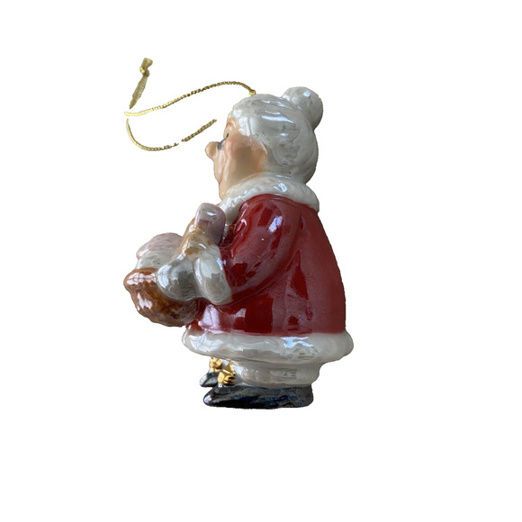 Vtg Mrs Santa Claus w Baking Basket Christmas Ornament Glossy Ceramic Ornament - Picture 2 of 6